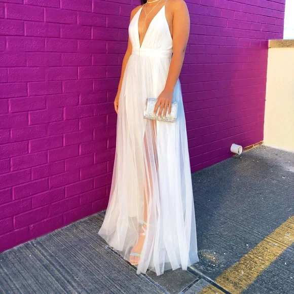 Windsor | Dresses | Womans White Windsor Simple Flowey Cute Prom Dress |  Poshmark
